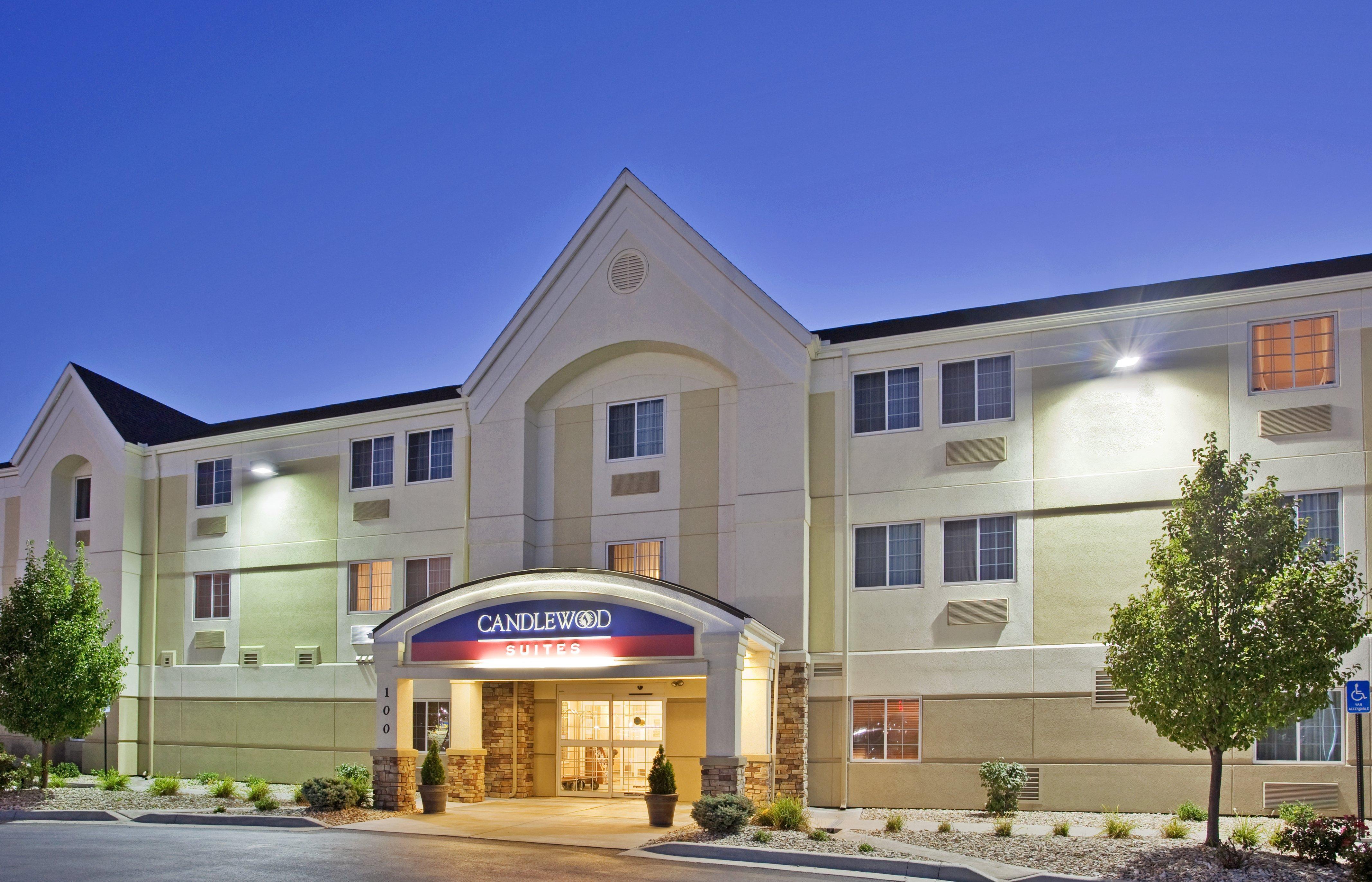 Candlewood Suites Junction City - Ft. Riley By Ihg Екстер'єр фото