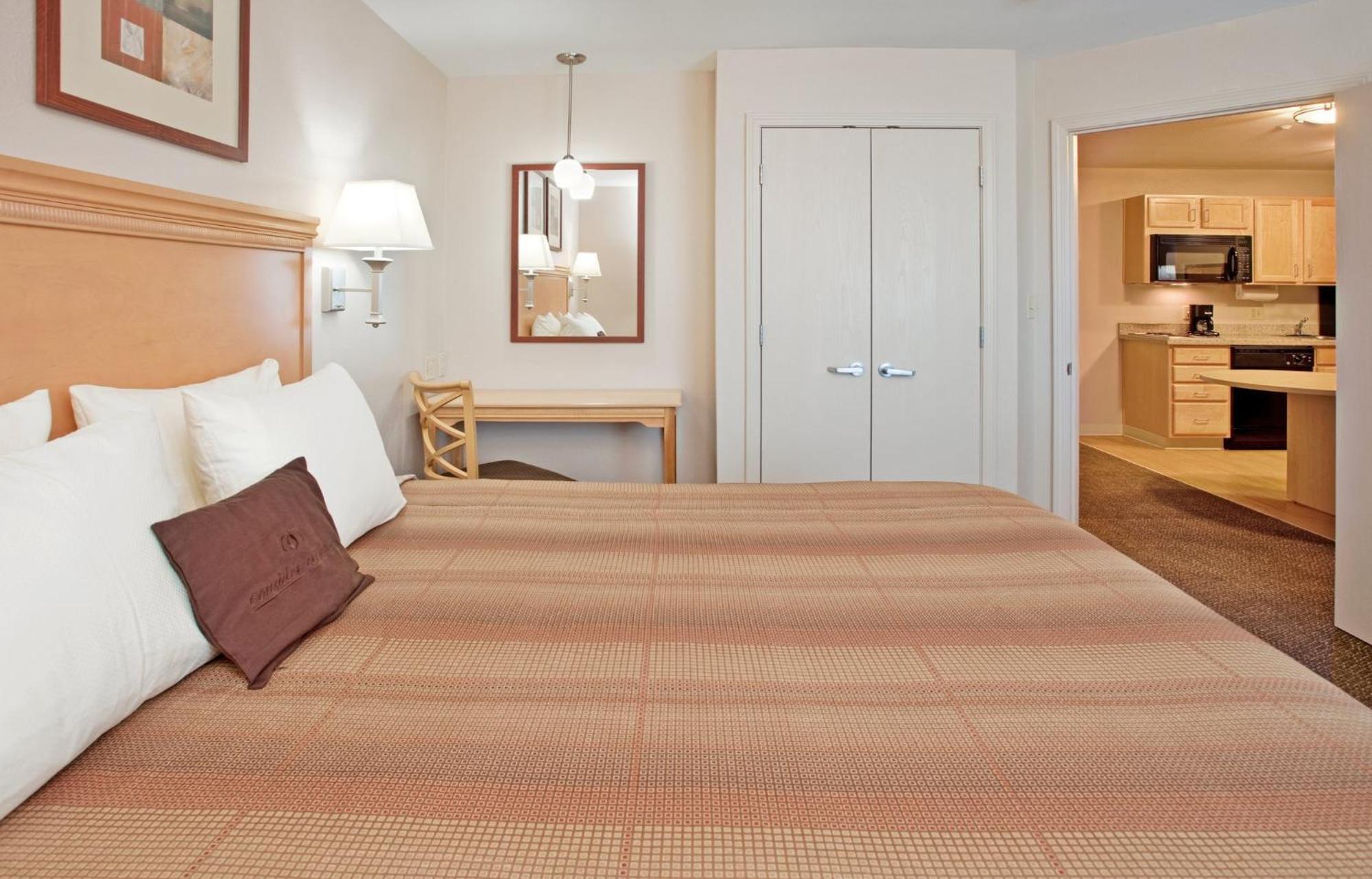 Candlewood Suites Junction City - Ft. Riley By Ihg Екстер'єр фото