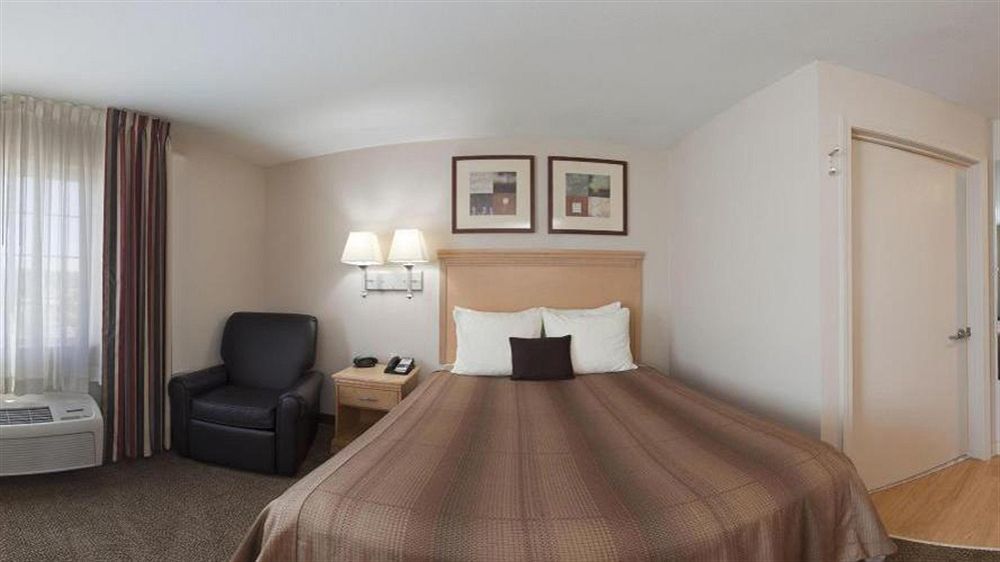Candlewood Suites Junction City - Ft. Riley By Ihg Екстер'єр фото